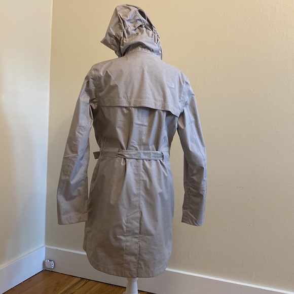 Awesome North Face waterproof trench - Picture 2 of 13